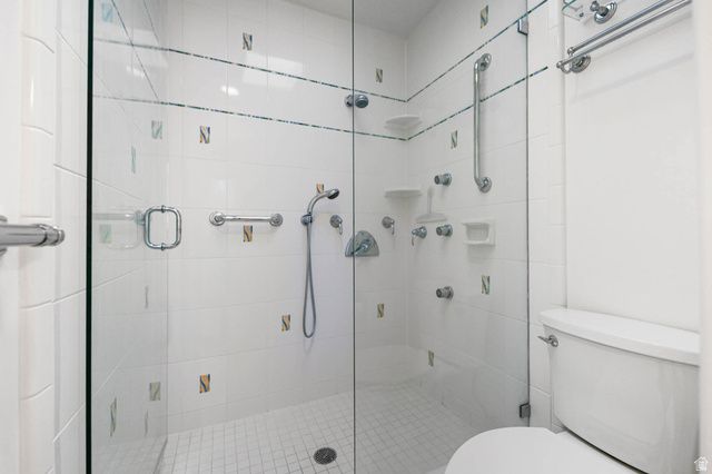 5334 S COTTONWOOD CLUB CIR, Holladay, UT 84117