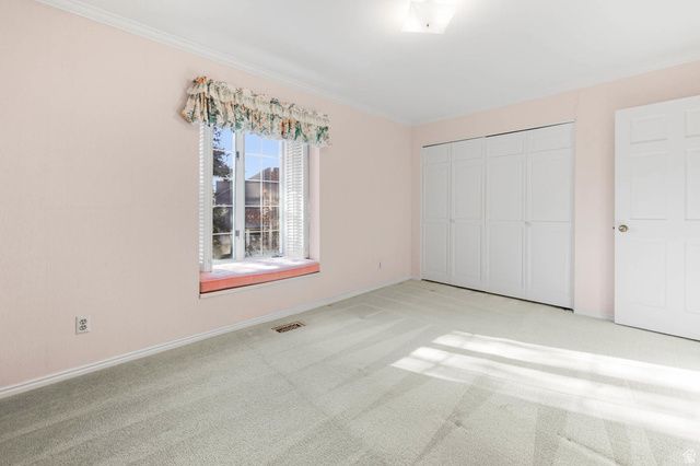 5334 S COTTONWOOD CLUB CIR, Holladay, UT 84117