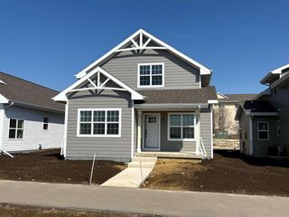 40 Windflower Way, Mount Horeb, WI 53572