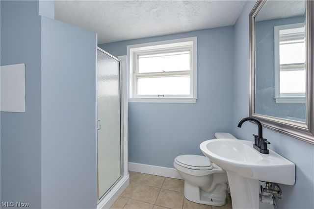 4132 Dennis Lane, Brunswick, OH 44212