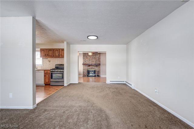 4132 Dennis Lane, Brunswick, OH 44212