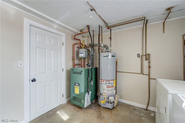 4132 Dennis Lane, Brunswick, OH 44212