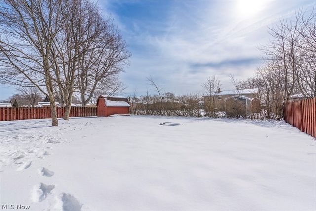 4132 Dennis Lane, Brunswick, OH 44212