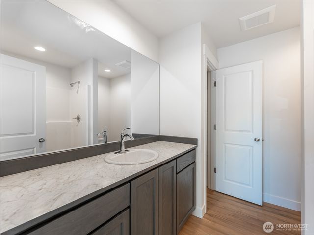 2480 Noah Street SE, East Wenatchee, WA 98802