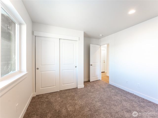 2480 Noah Street SE, East Wenatchee, WA 98802