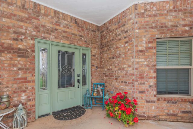 1301 Moon Ridge Lane, Amarillo, TX 79012