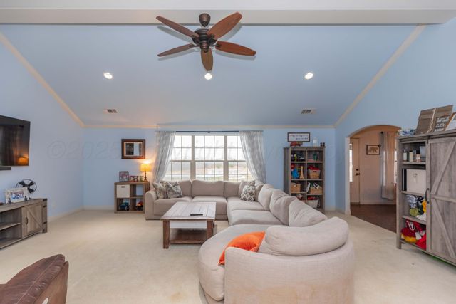 1301 Moon Ridge Lane, Amarillo, TX 79012