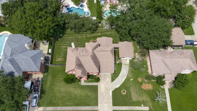 515 Brompton Lane, Highlands, TX 77562