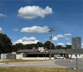 3608 E River Rd, Chesterfield, VA 23803