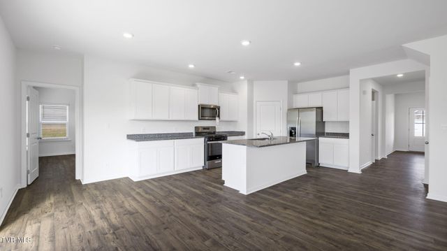 543 Fieldcrest Road, Blountville, TN 37617