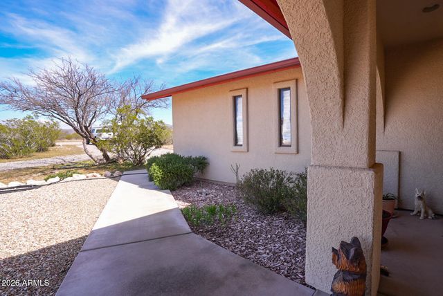 12145 E RODGERS Circle, Cornville, AZ 86325