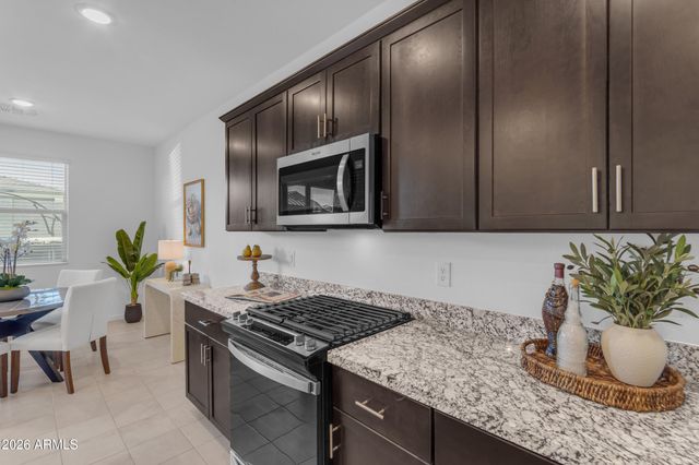 15990 W GRAY FOX Trail, Surprise, AZ 85387