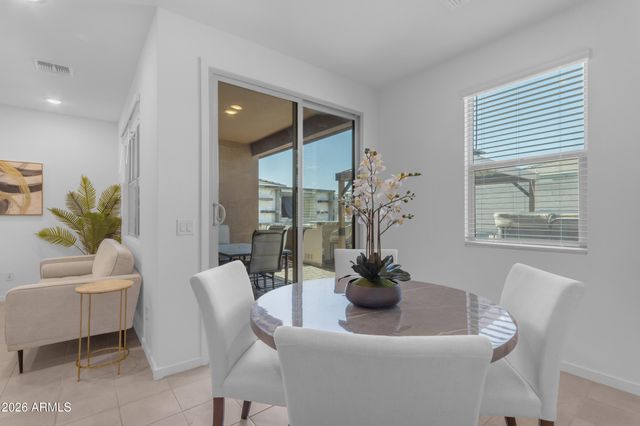 15990 W GRAY FOX Trail, Surprise, AZ 85387