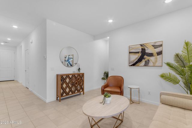 15990 W GRAY FOX Trail, Surprise, AZ 85387