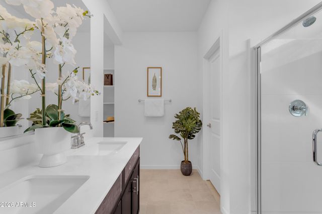 15990 W GRAY FOX Trail, Surprise, AZ 85387