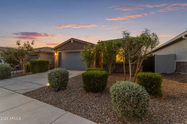 15990 W GRAY FOX Trail, Surprise, AZ 85387