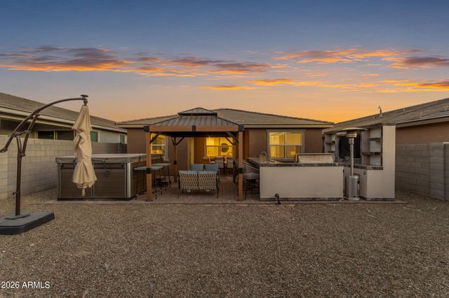 15990 W GRAY FOX Trail, Surprise, AZ 85387