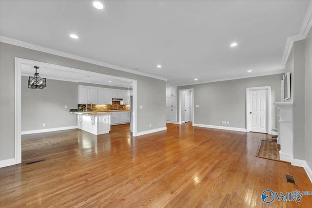 5703 Macon Drive SE, Huntsville, AL 35802