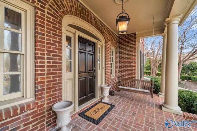 5703 Macon Drive SE, Huntsville, AL 35802