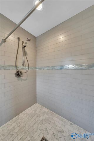 5703 Macon Drive SE, Huntsville, AL 35802