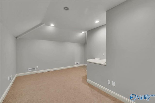 5703 Macon Drive SE, Huntsville, AL 35802