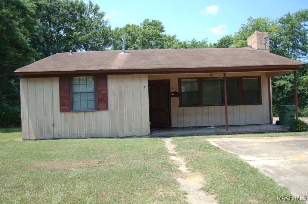 11 Montview Court, Montgomery, AL 36105