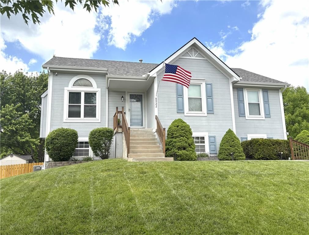 8922 NE 114TH Terrace, Kansas City, MO 64157