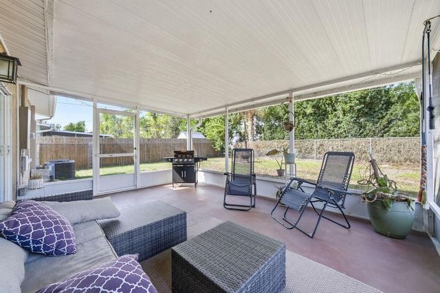 8520 109TH WAY, Seminole, FL 33772