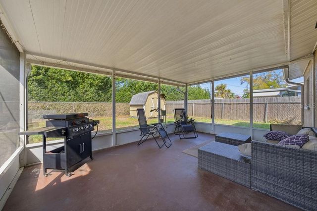 8520 109TH WAY, Seminole, FL 33772