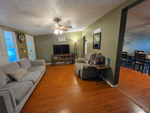 4516 Walter Avenue, Granite City, IL 62040