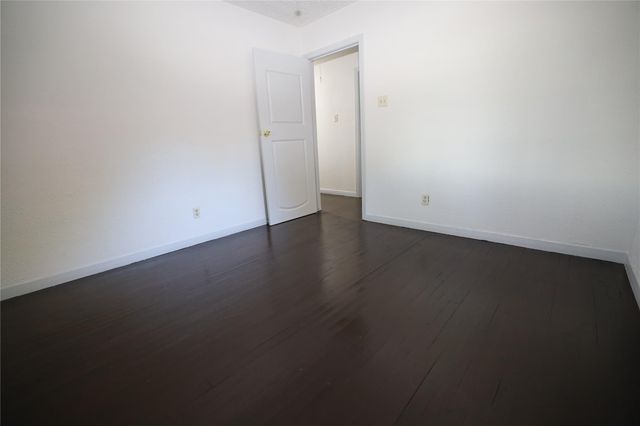 21702 E Memorial Drive, Porter, TX 77365