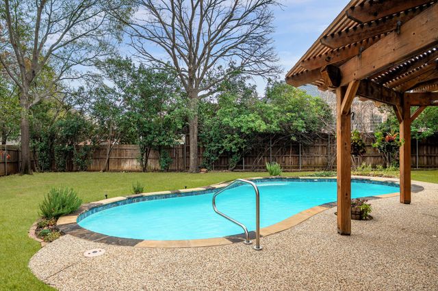 2905 Broadmoor Lane, Flower Mound, TX 75022