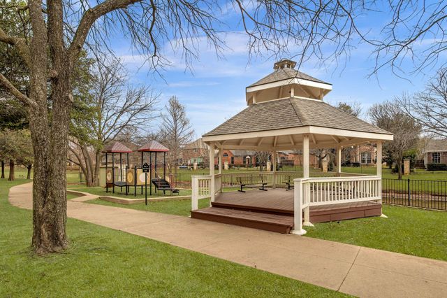 2905 Broadmoor Lane, Flower Mound, TX 75022