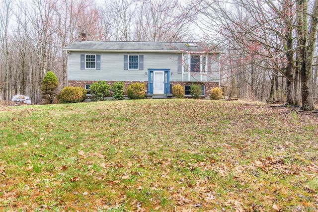 616 N Elting Corners Road, Highland, NY 12528