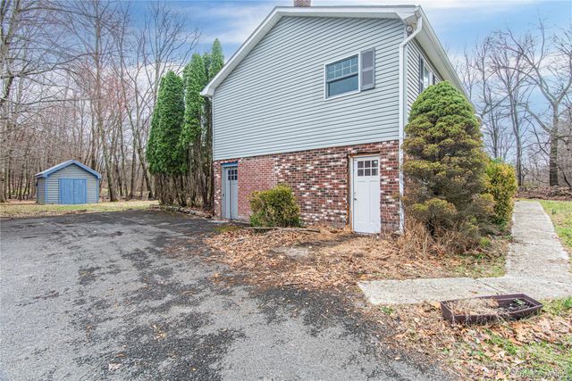 616 N Elting Corners Road, Highland, NY 12528