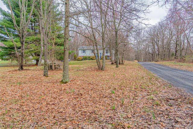 616 N Elting Corners Road, Highland, NY 12528
