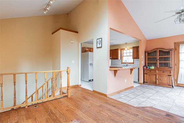 616 N Elting Corners Road, Highland, NY 12528