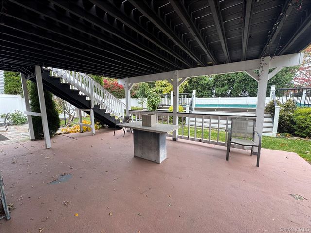 6A James Street, Huntington Station, NY 11746