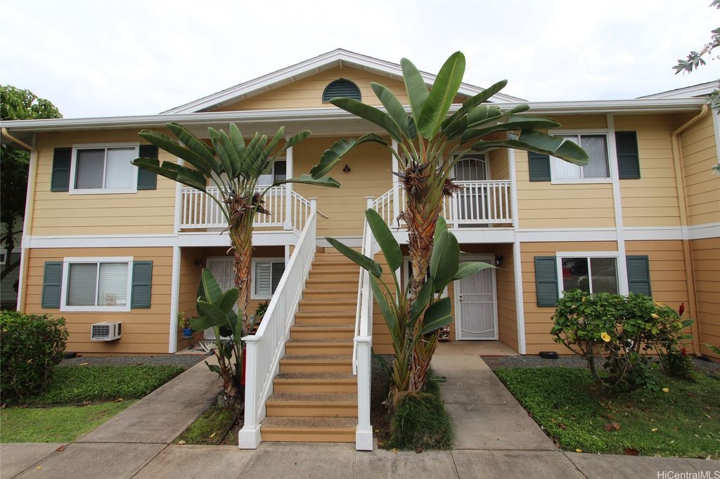 94-510 Lumiaina Street M202, Waipahu, HI 96797