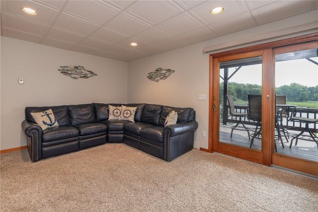 7386 Rose Avenue, Huron, NY 14590