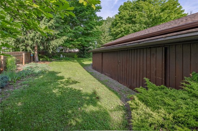 7386 Rose Avenue, Huron, NY 14590