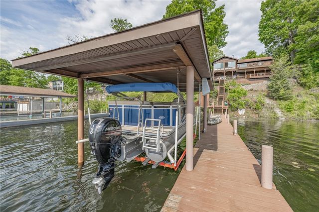 7386 Rose Avenue, Huron, NY 14590