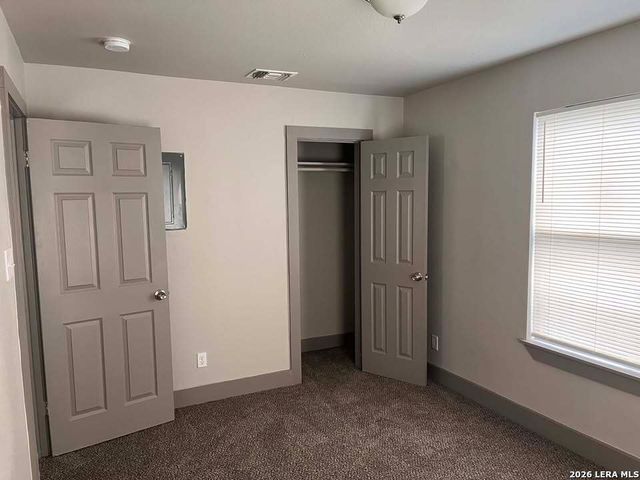 231 Ceralvo St, San Antonio, TX 78207