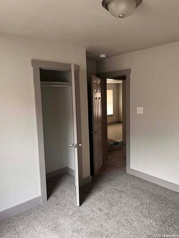 231 Ceralvo St, San Antonio, TX 78207