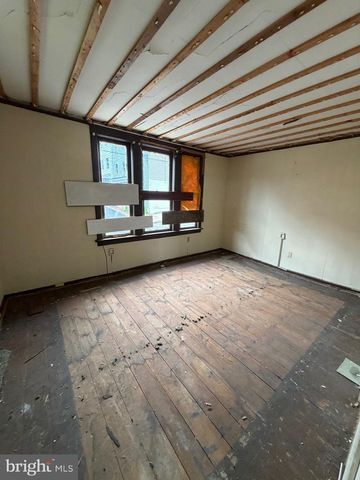 600 N 2ND ST, Pottsville, PA 17901