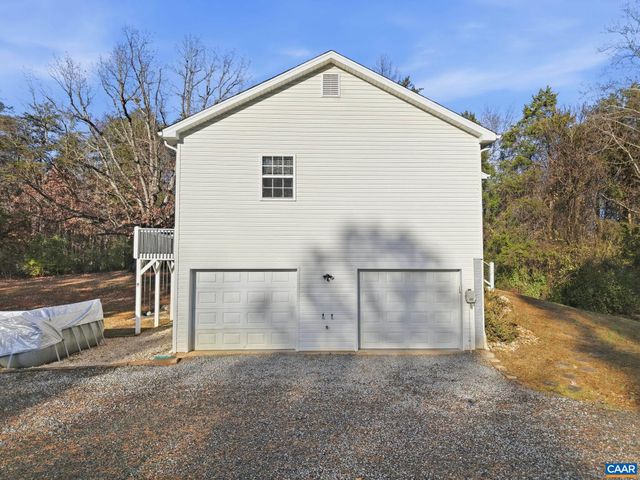 2093 SWIFT RUN RD, Ruckersville, VA 22968
