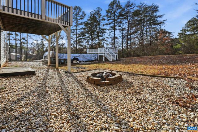 2093 SWIFT RUN RD, Ruckersville, VA 22968