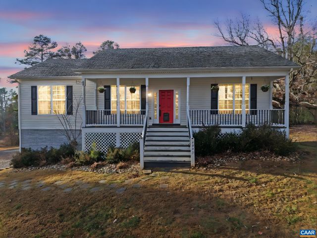 2093 SWIFT RUN RD, Ruckersville, VA 22968