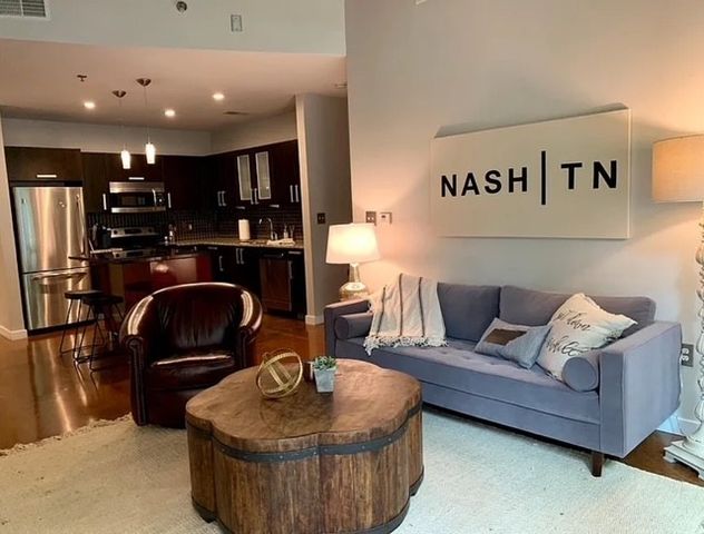 600 12th Ave S Apt 202, Nashville, TN 37203