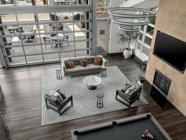 600 12th Ave S Apt 202, Nashville, TN 37203